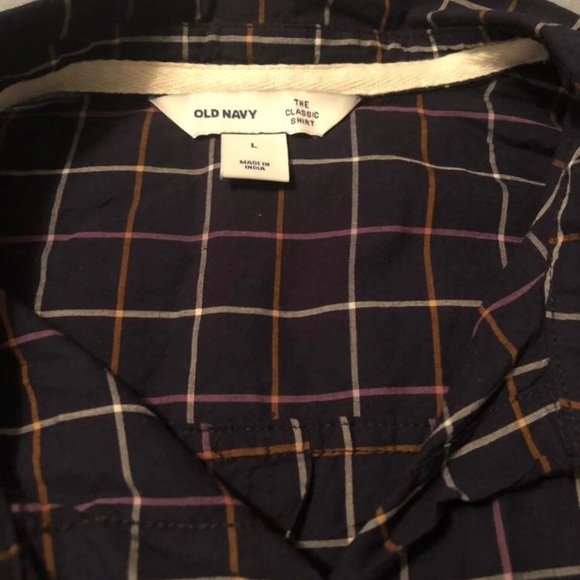 Collared Button down Shirt - Picture 2 of 4